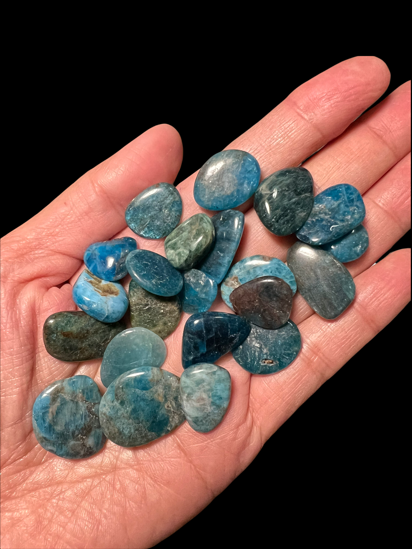 Blue Kyanite Stone Soak